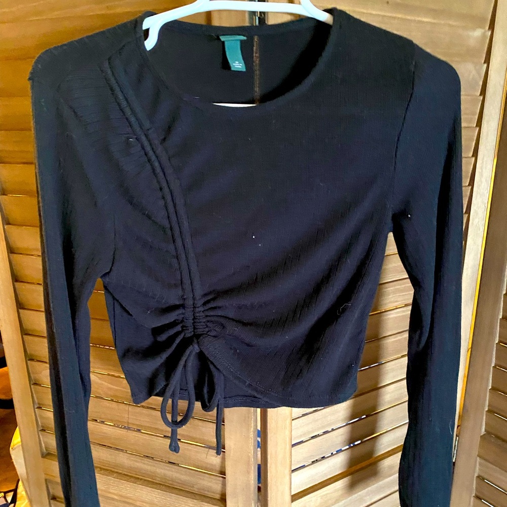 Wild Fable black cropped top. Size medium